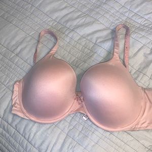 Victoria’s Secret Body By Victoria 38DD Bra